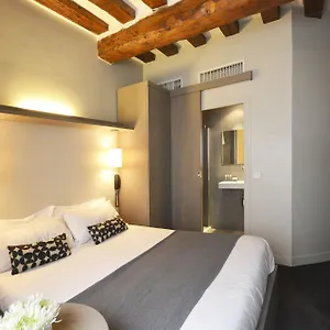 Des Princes 2* Paris