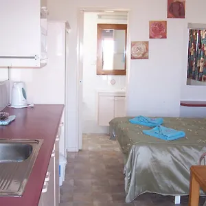 https://ilfracombe-caravan-park.queenslandhotels.net